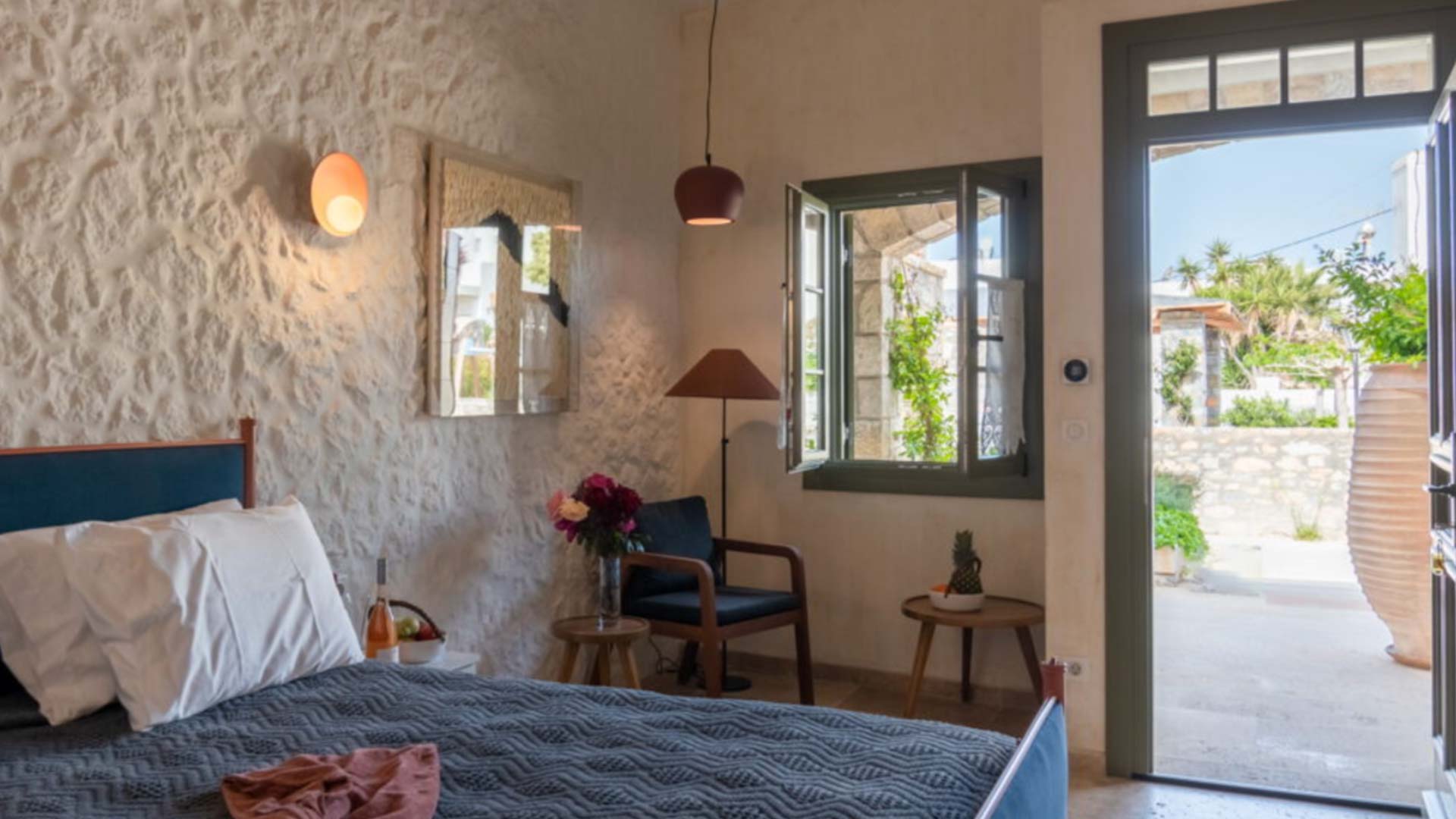 Aegean House, Cyclades
